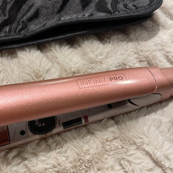 Conair Infinity Pro flat iron - Picture 4 of 6